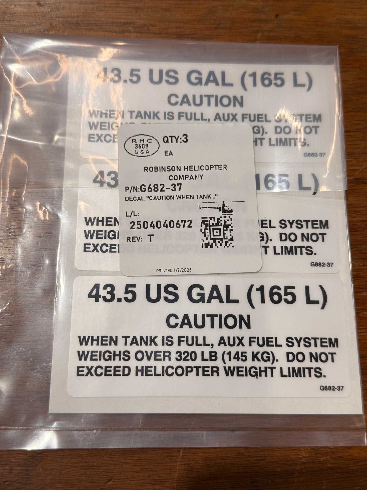G682-37 DECAL, "CAUTION WHEN TANK..."
