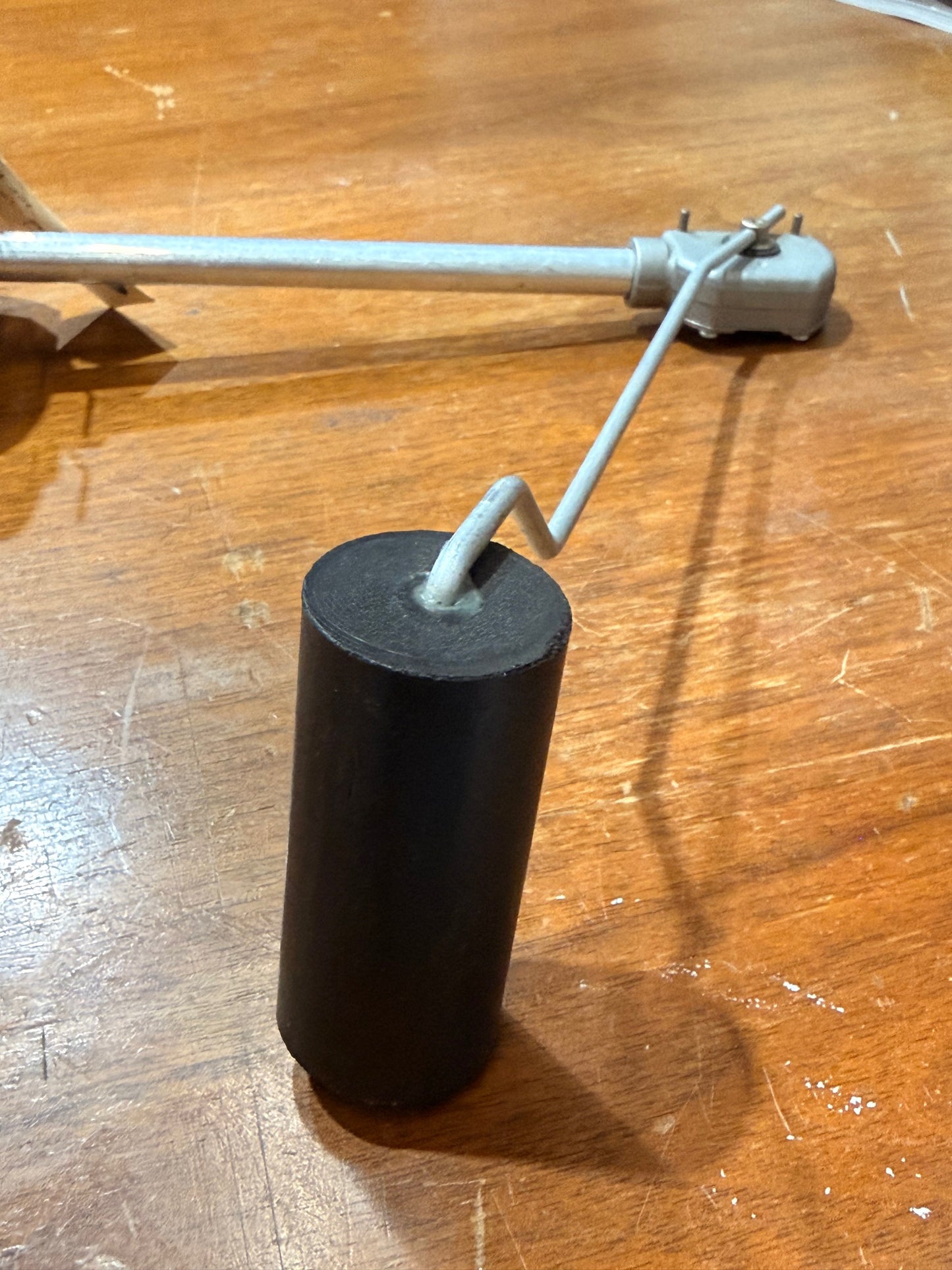 D252-3F MAIN FUEL TANK SENDER ASSY