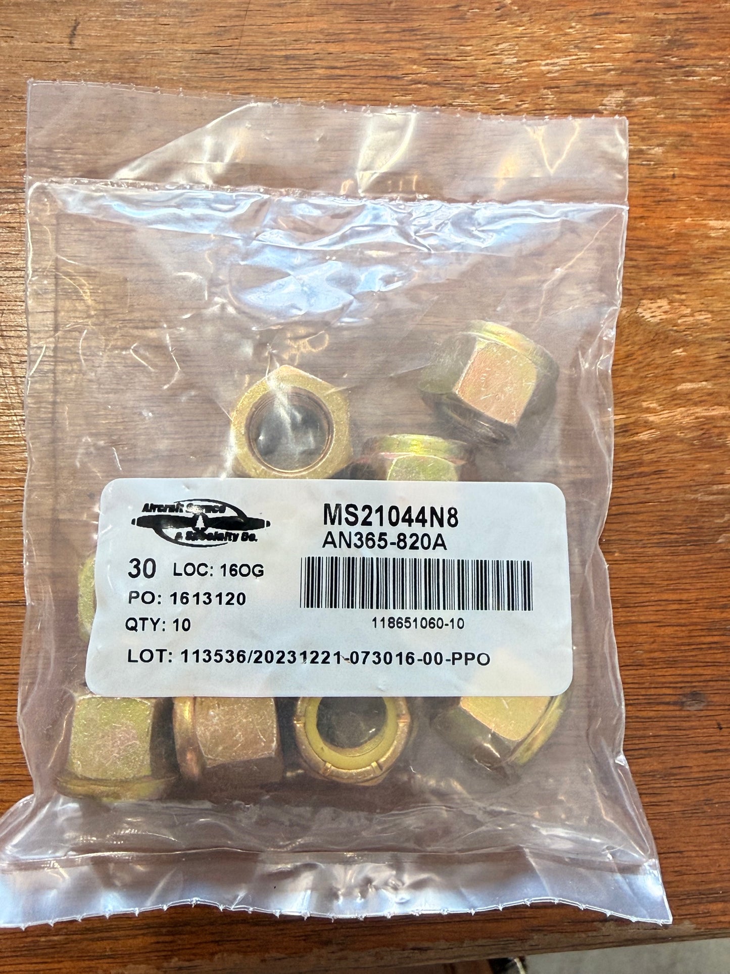 MS21044N8 NUT