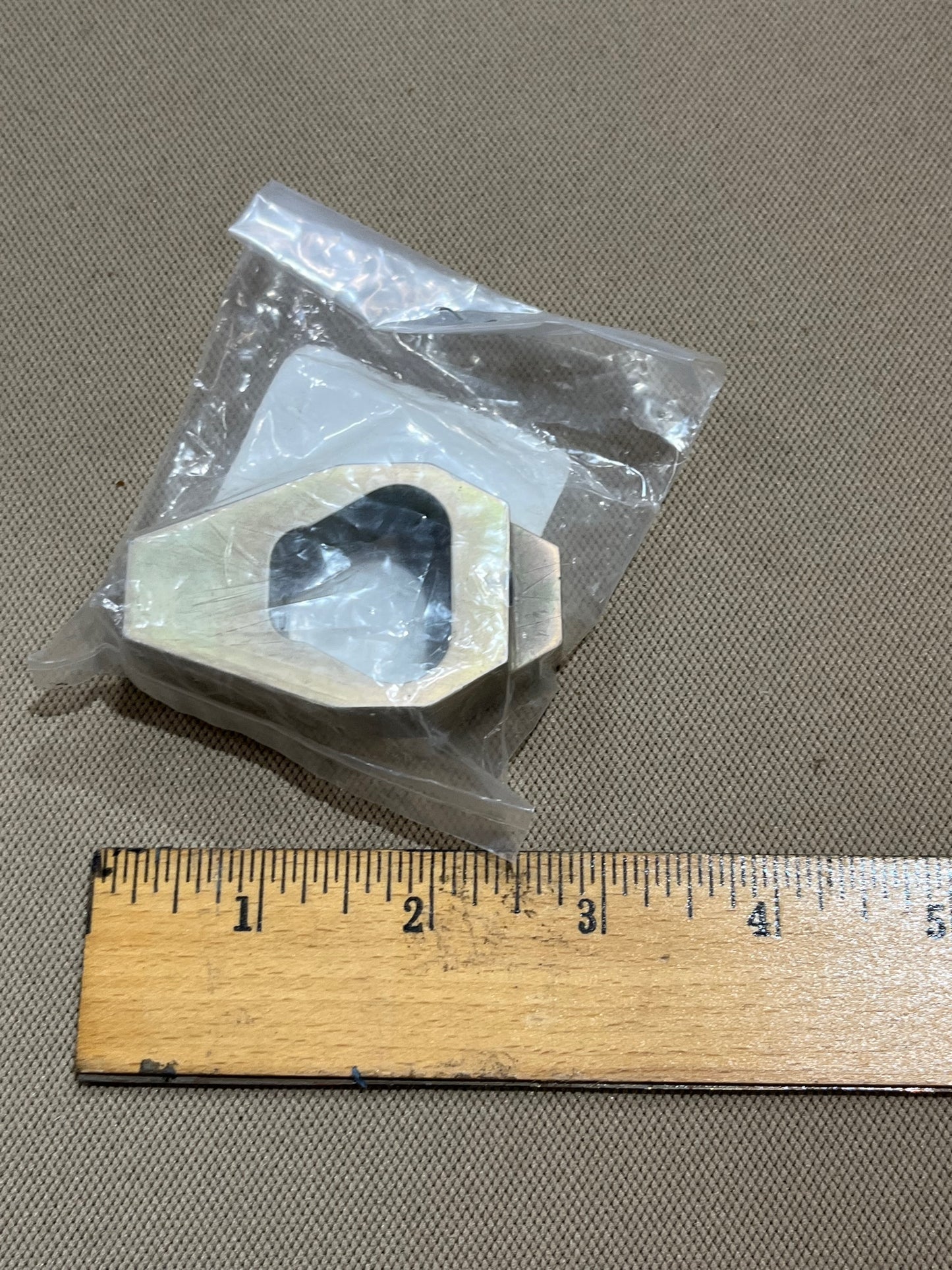 MT569-1 R22 GUIDE ASSY