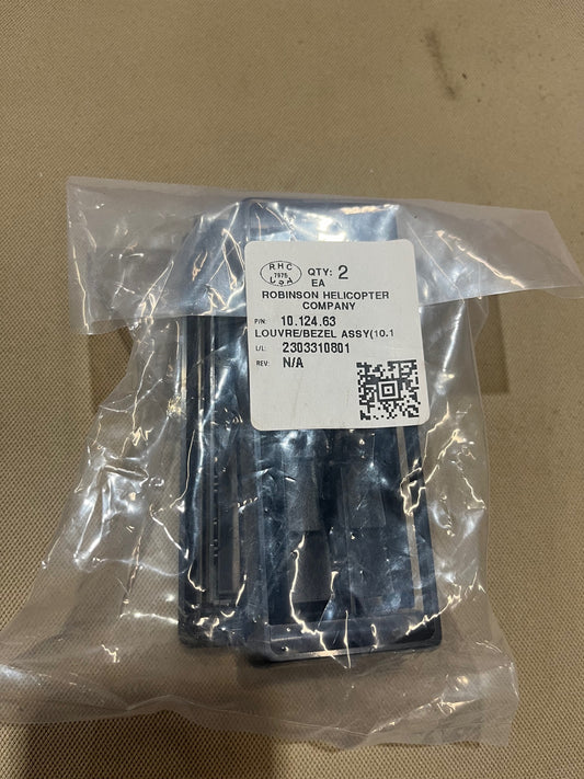10.124.63 LOUVRE/BEZEL ASSY