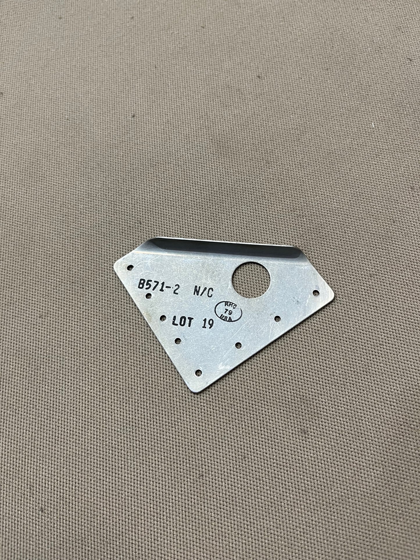 B571-2 BRACKET