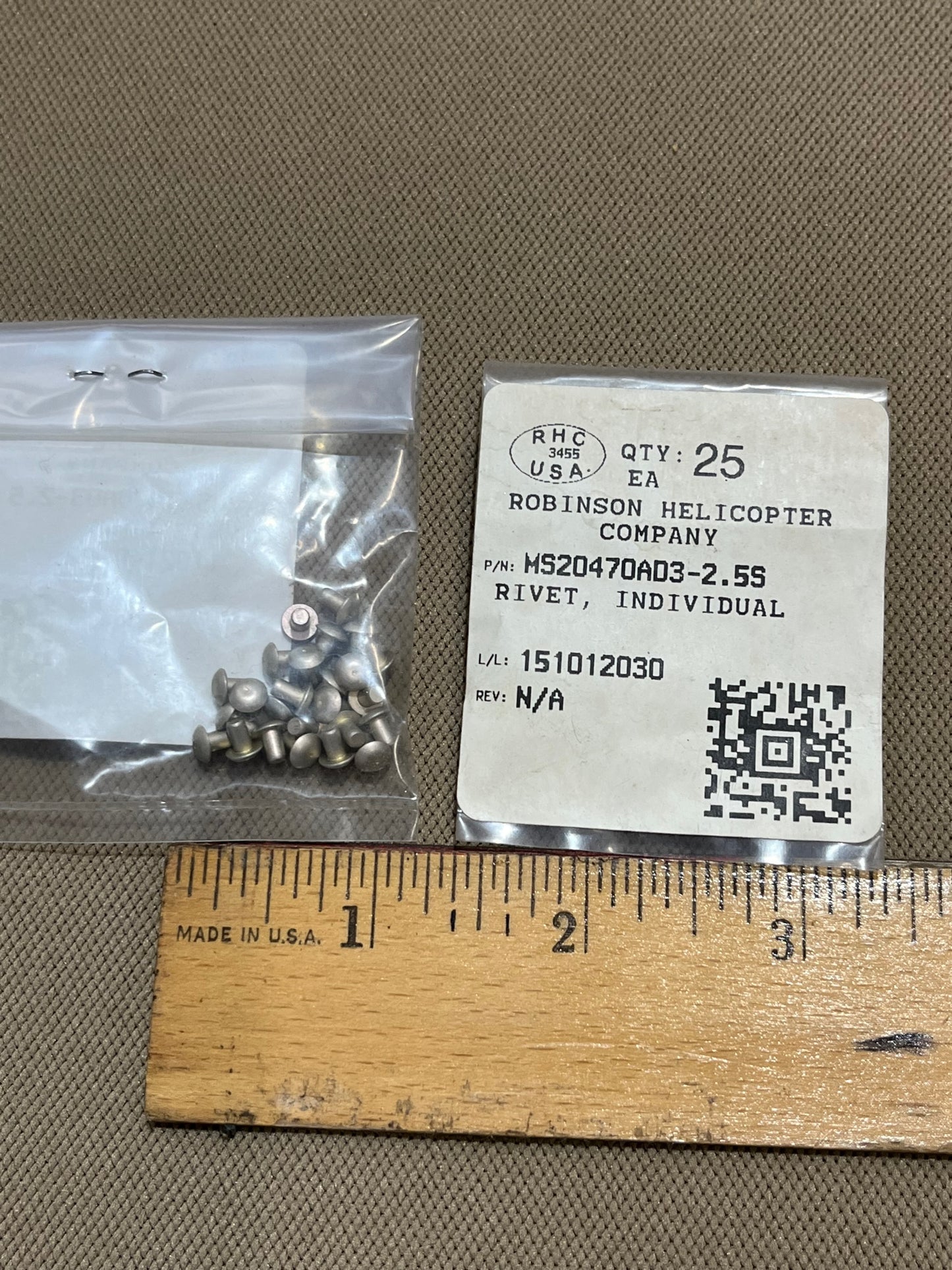 MS20470AD3-2.5S RIVET