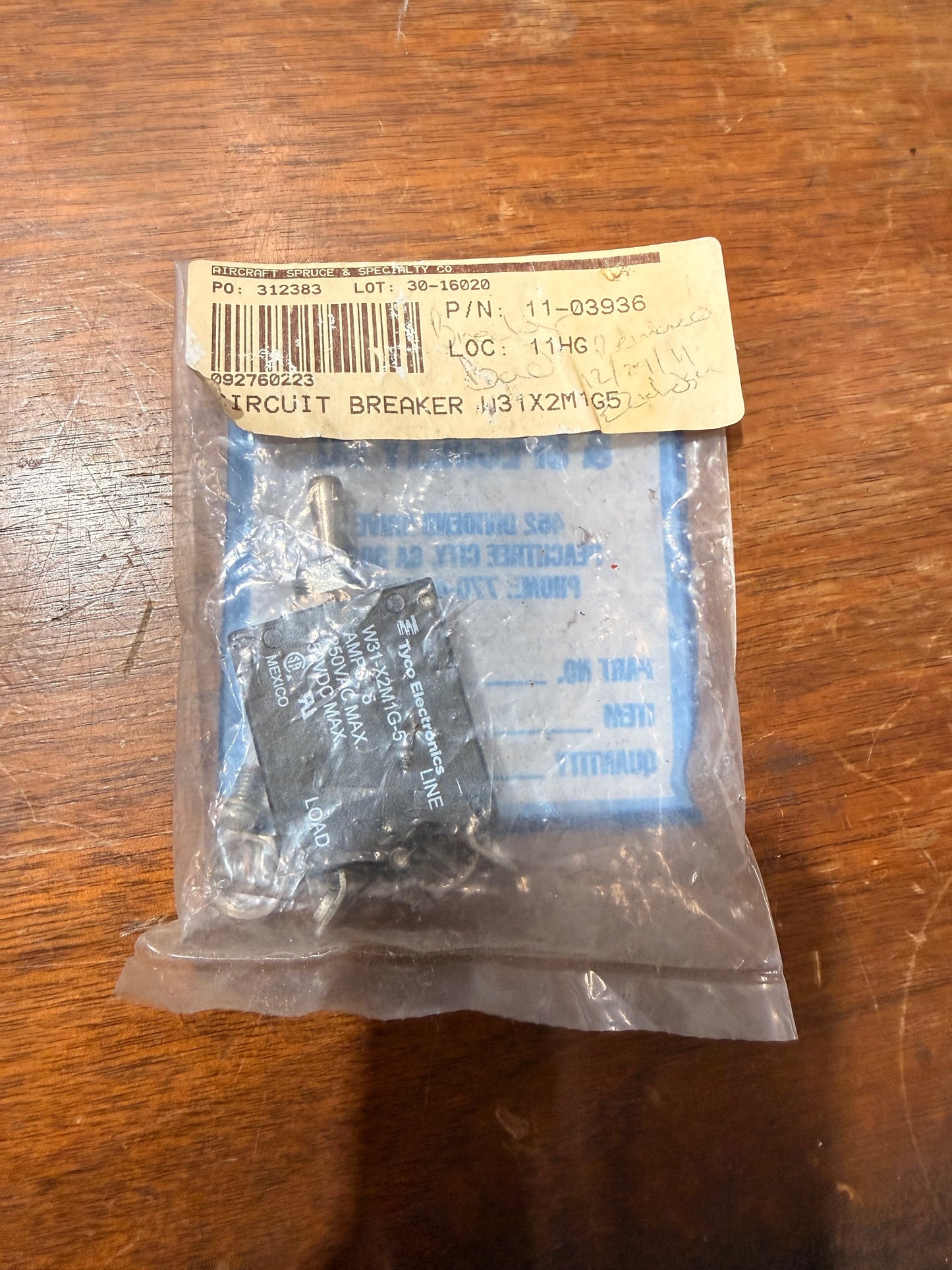 11-03936 CIRCUIT BREAKER