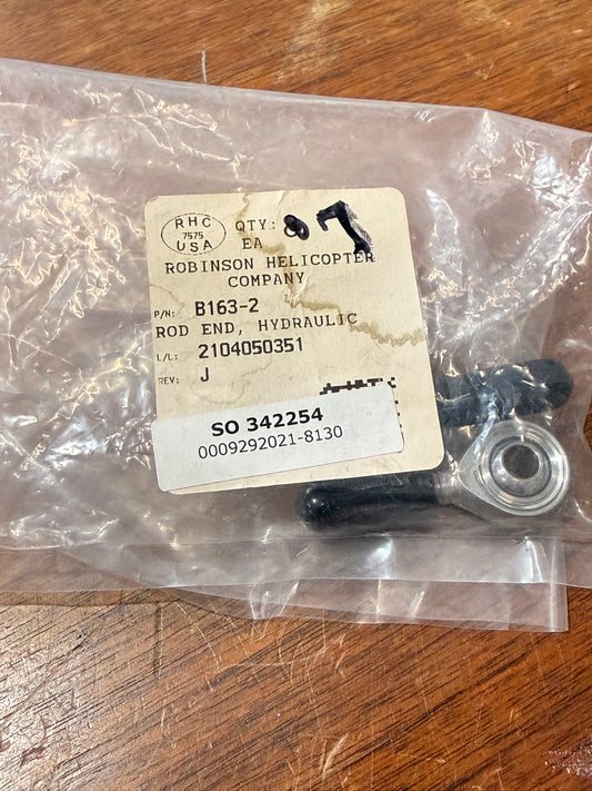 B163-2 ROD END, HYDRAULIC