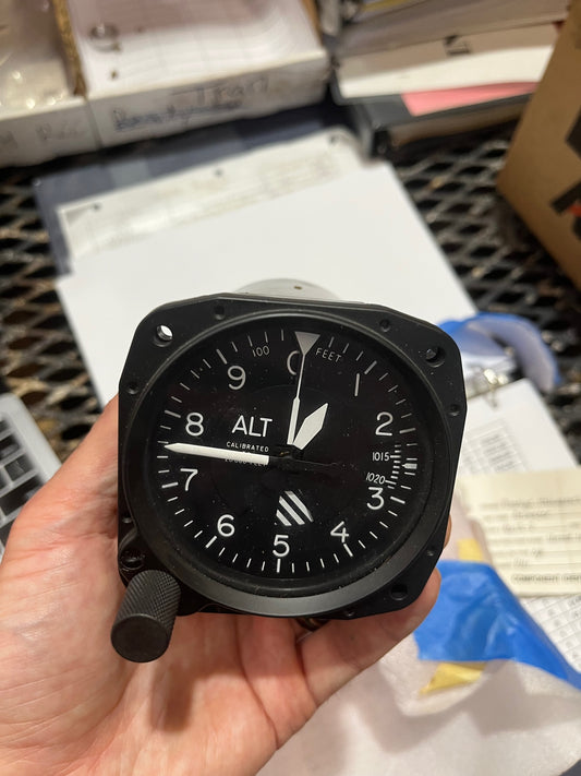 A613-2 ALTIMETER