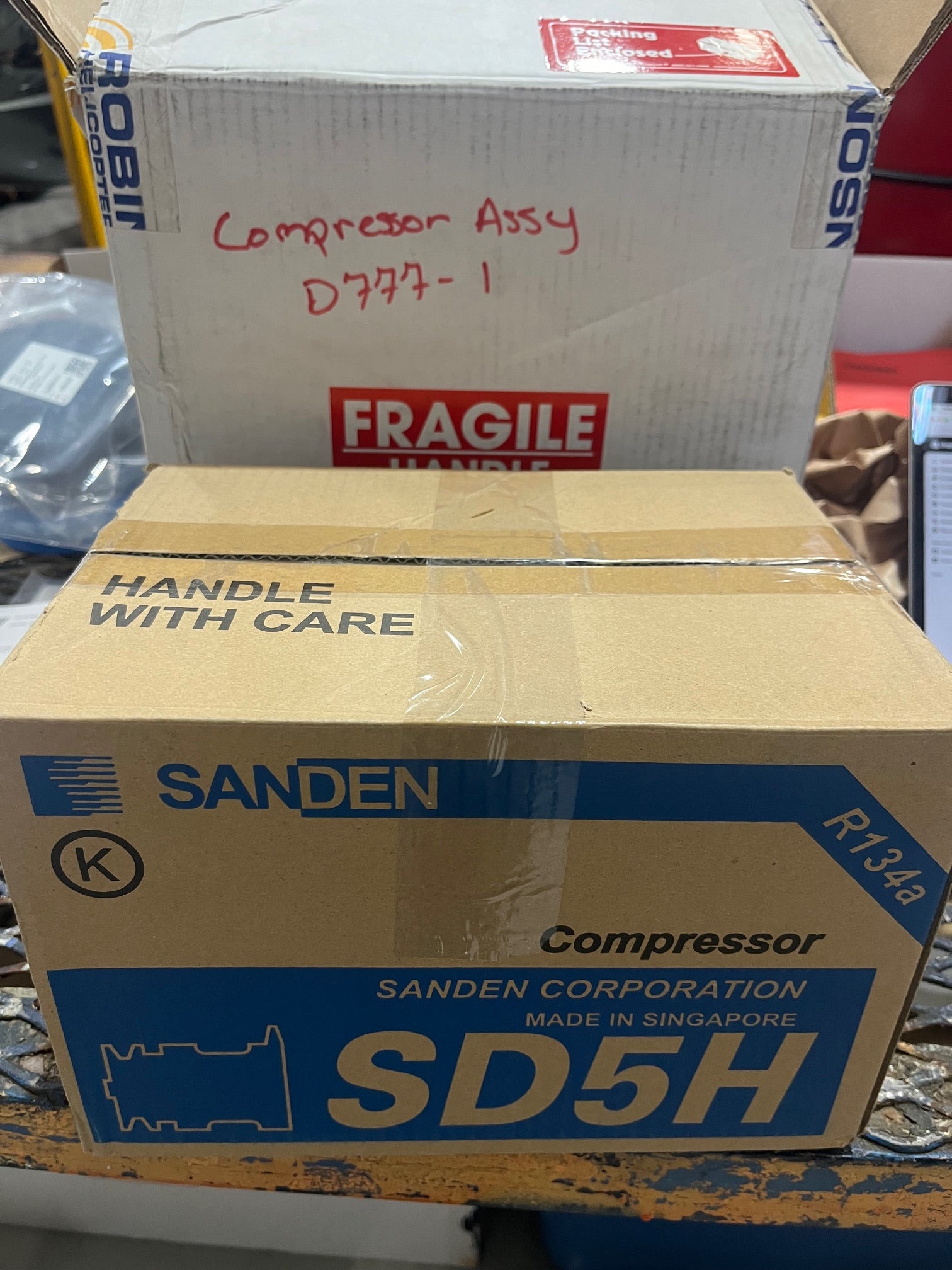 D777-1 COMPRESSOR ASSY - A/C INST'L – Prestige Robinson Helicopter Parts