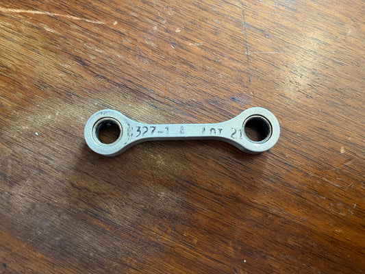 C327-1 LINK AFT SUPPORT ASSY